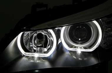 Angel Eyes Scheinwerfer Set für 5er BMW E60 / E61