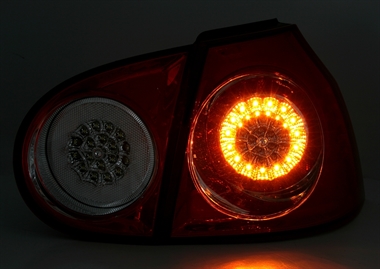 LED Rückleuchten für VW Golf 5 in Rot-Weiß
